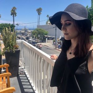 Meet your Posher, Taylor